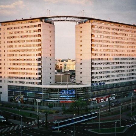 Sunny 1 Room Apartment With The View Over Cracow คราคูฟ ภายนอก รูปภาพ
