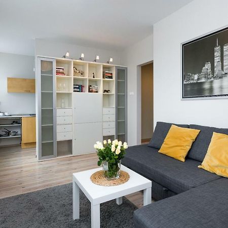Sunny 1 Room Apartment With The View Over Cracow คราคูฟ ภายนอก รูปภาพ