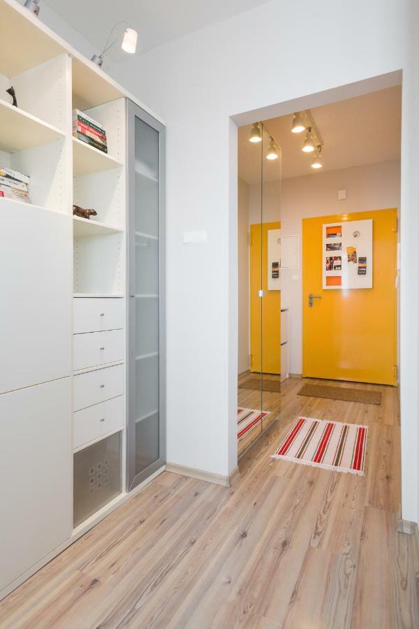 Sunny 1 Room Apartment With The View Over Cracow คราคูฟ ภายนอก รูปภาพ